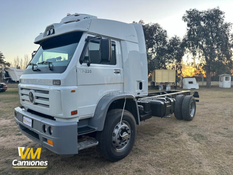 CAMION-USADO-VOLKSWAGEN-17220-USADO-VILLAMARIA-3