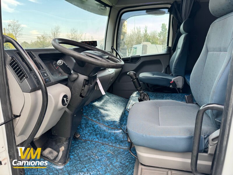 CAMION-USADO--CONSTELLATION-VILLA-MARIA-9