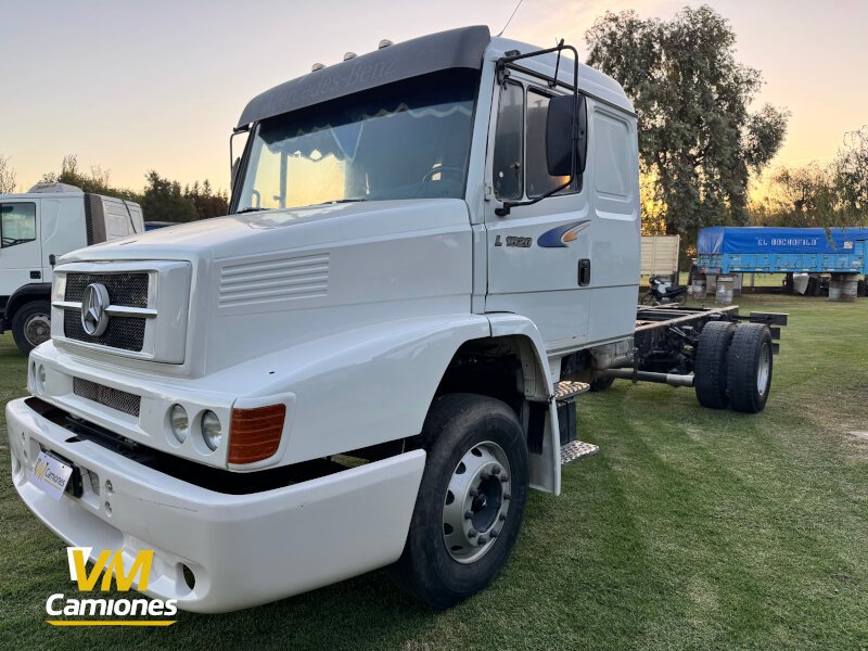 CAMION-USADO-MERCEDES-BENZ-VILLA-MARIA-CAMIONES-2