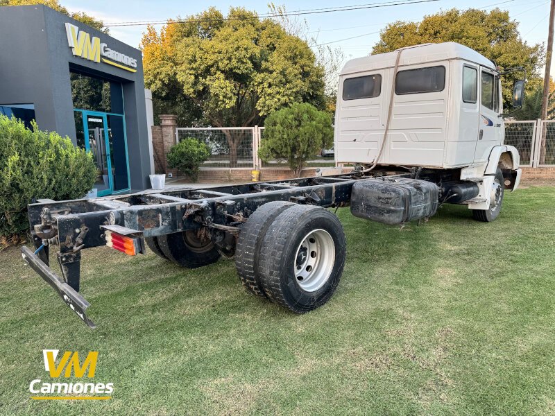 CAMION-USADO-MERCEDES-BENZ-VILLA-MARIA-CAMIONES-4