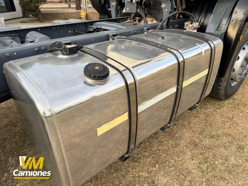 CAMION-USADO-IVECO-CURSOR-330-VILLAMARIA-CAMION-9