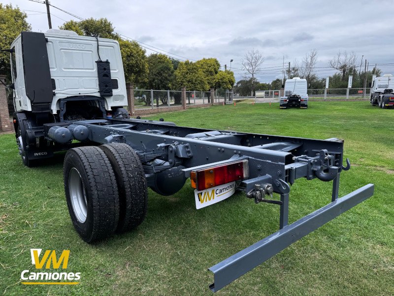 CAMION-IVECO-TECTOR-USADO-VILLA-MARIA-2013-5