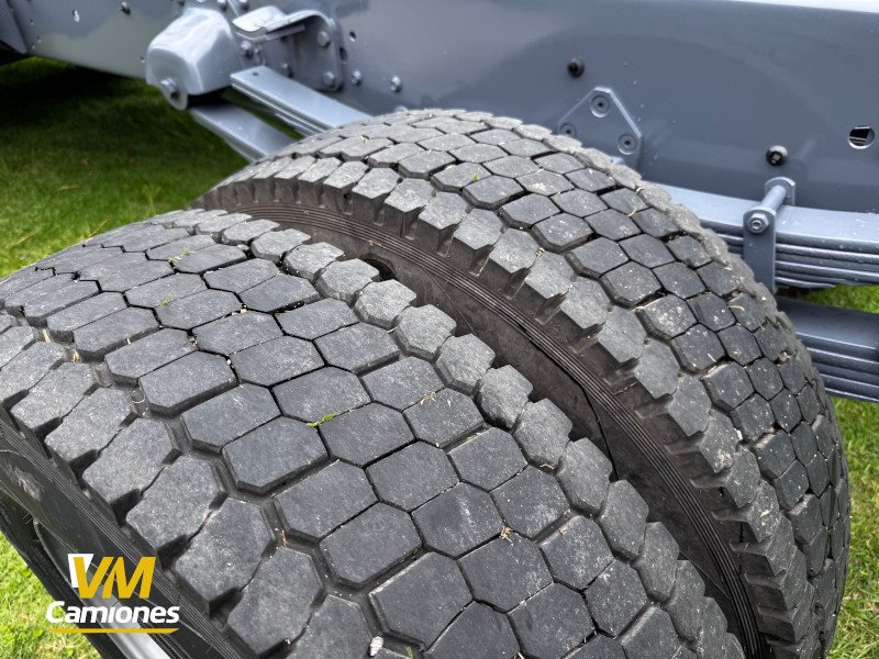 CAMION-IVECO-TECTOR-USADO-VILLA-MARIA-2013-7