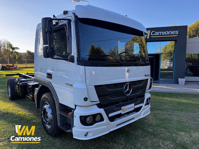 CAMION-MERCEDES-BENZ-ATEGO-LARGO-VILLAMARIA-6
