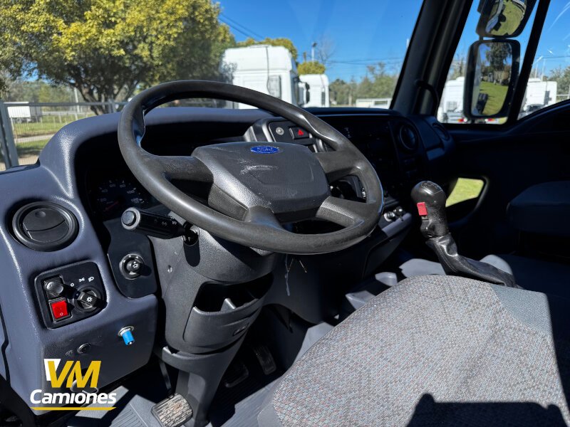 CAMION-USADO-FORD-CARGO-1722-VILLA-MARIA-2